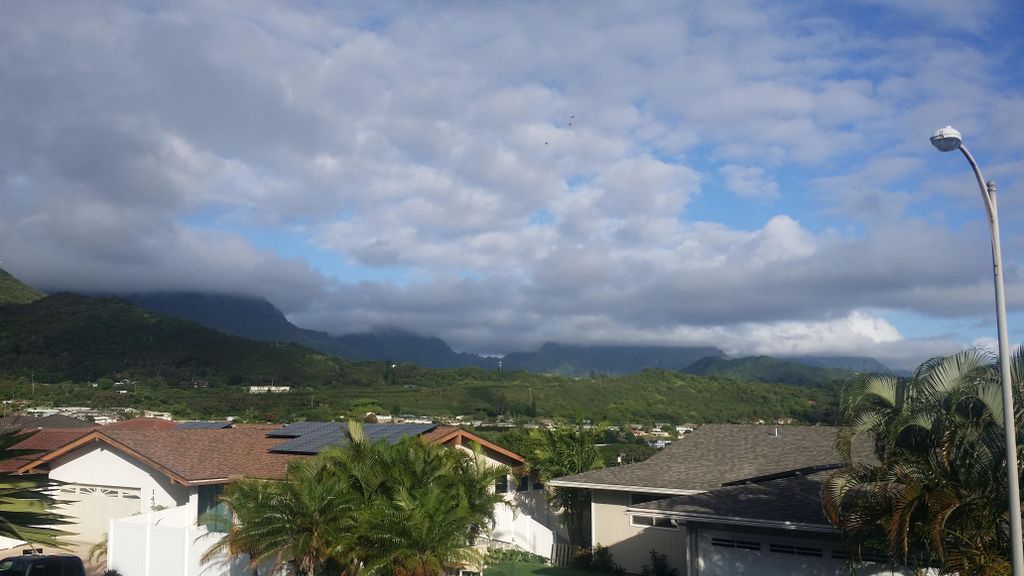 beautiful picture of the Koolau mountains, and my 