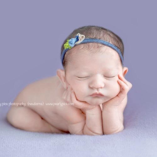 Newborn {pearly pics photography}
www.pearlypics.c