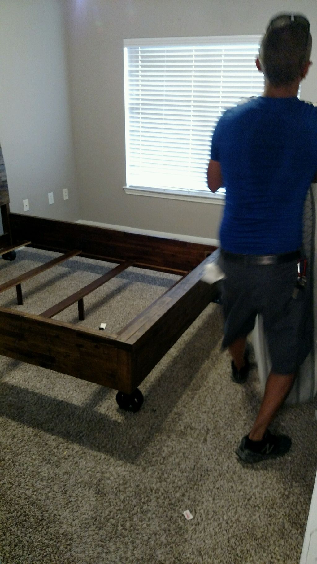 Assembling a bed