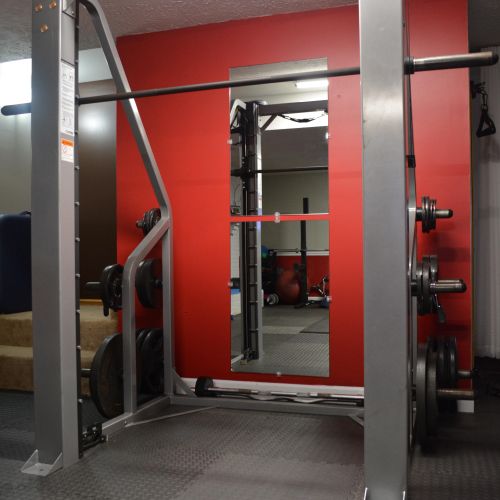 Clean and Personal Training Studio 
to help you re