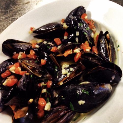 Mussels in white wine sauce