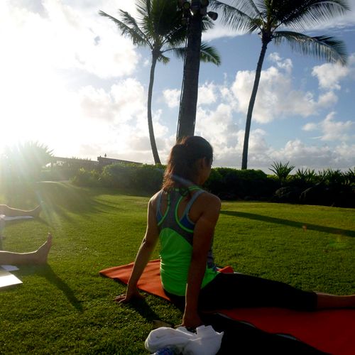 sunrise yoga in Hawaii