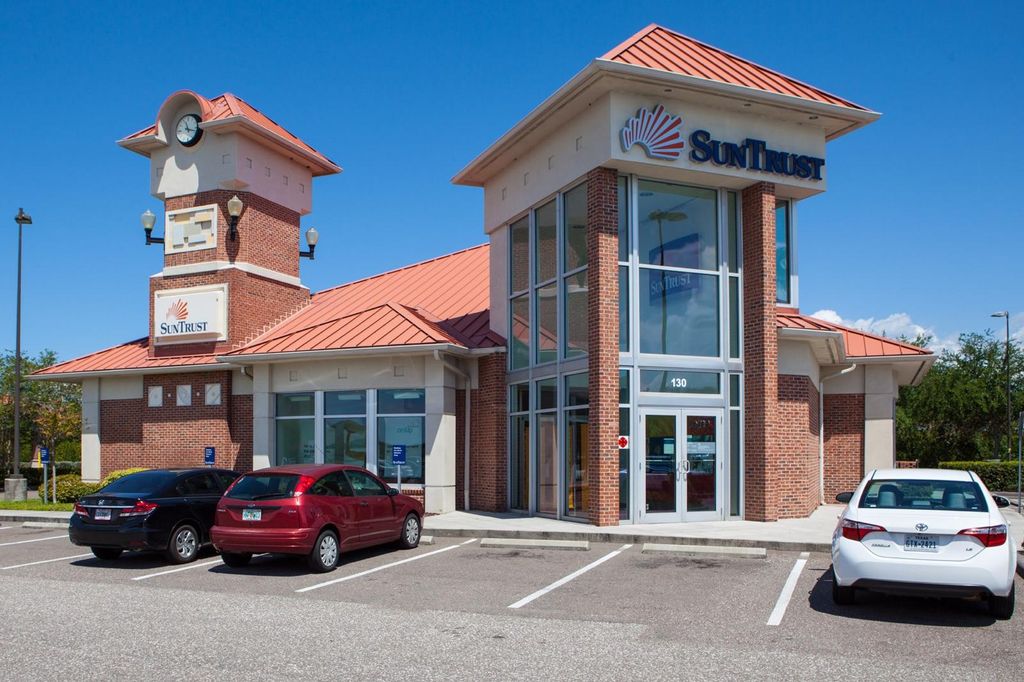 Sun Trust Parking View