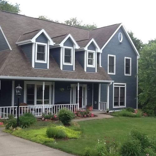 James Hardie Lap siding (Color: Booth Bay Blue)