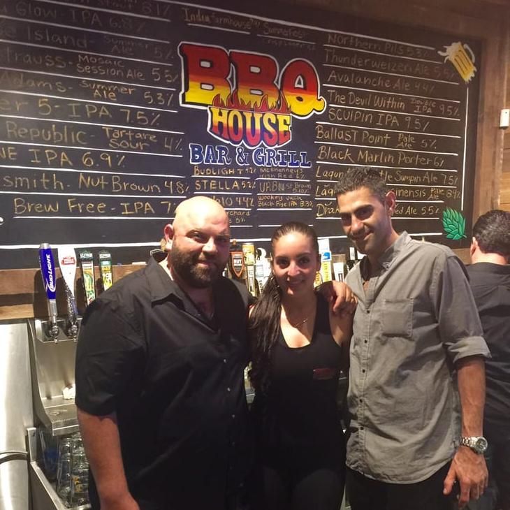 BBQ House Bar & Grill Ocean Beach