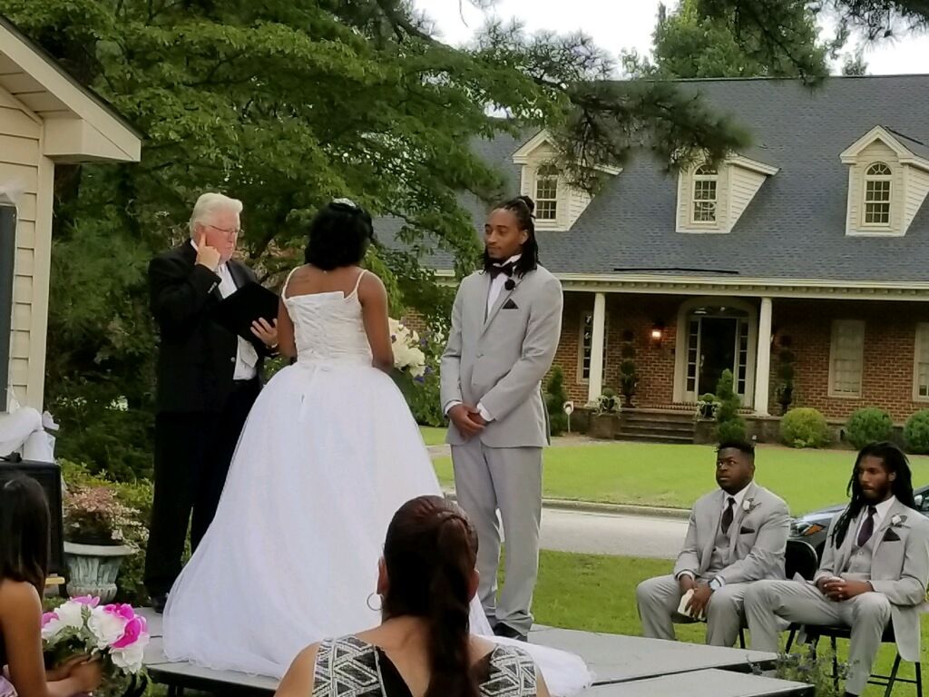 Outdoor wedding in Dunn