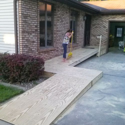 A wheelchair ramp that rises 30" to entry of custo