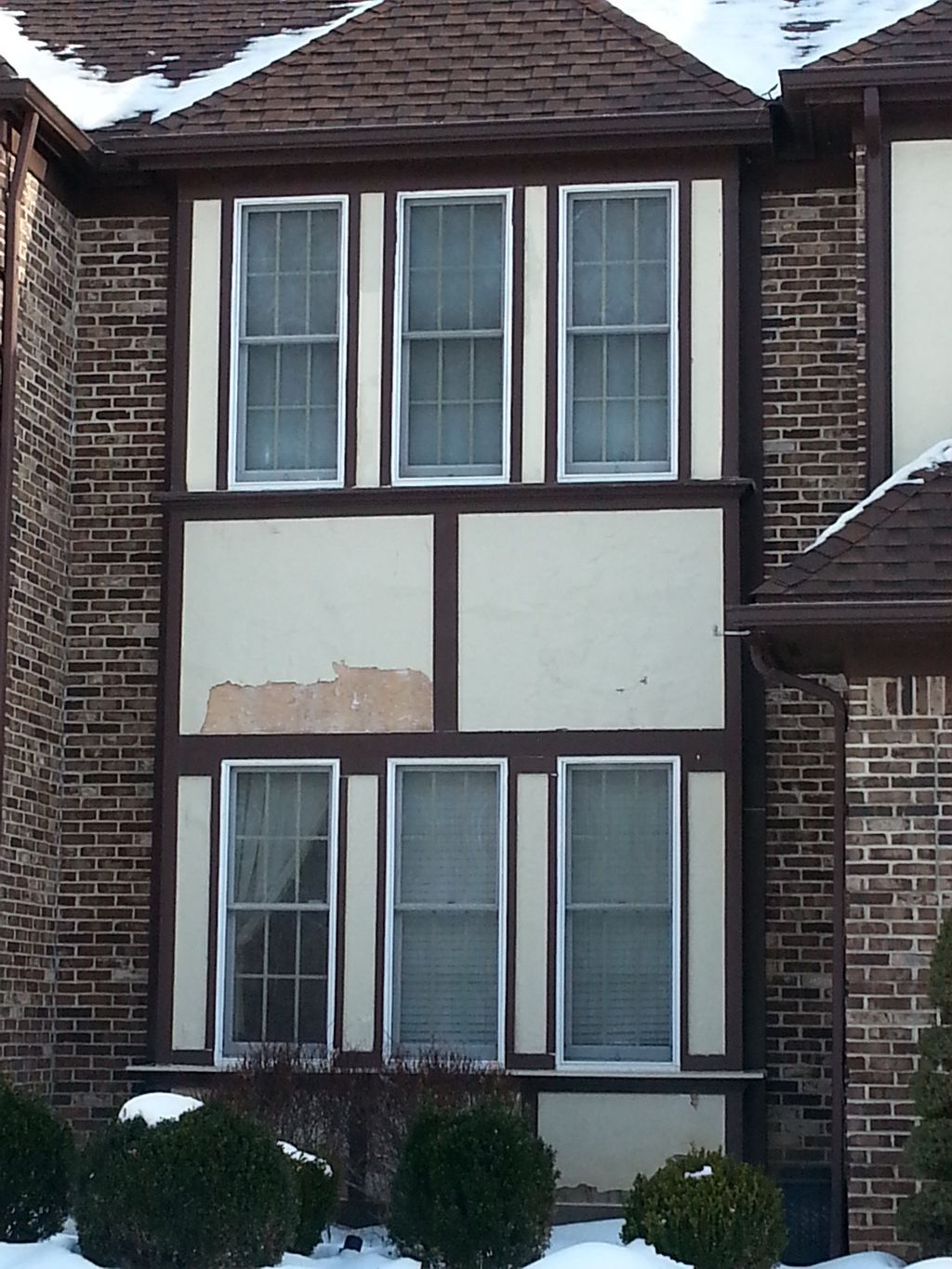 Before stucco repair and paint