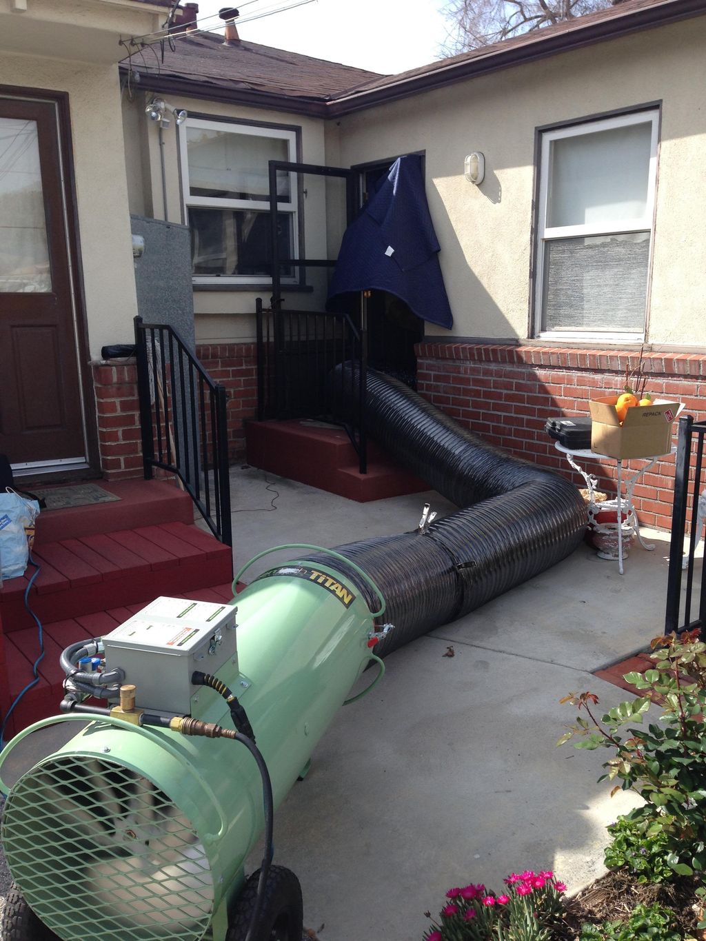 Titan Heat System, air-duct entering thru back doo