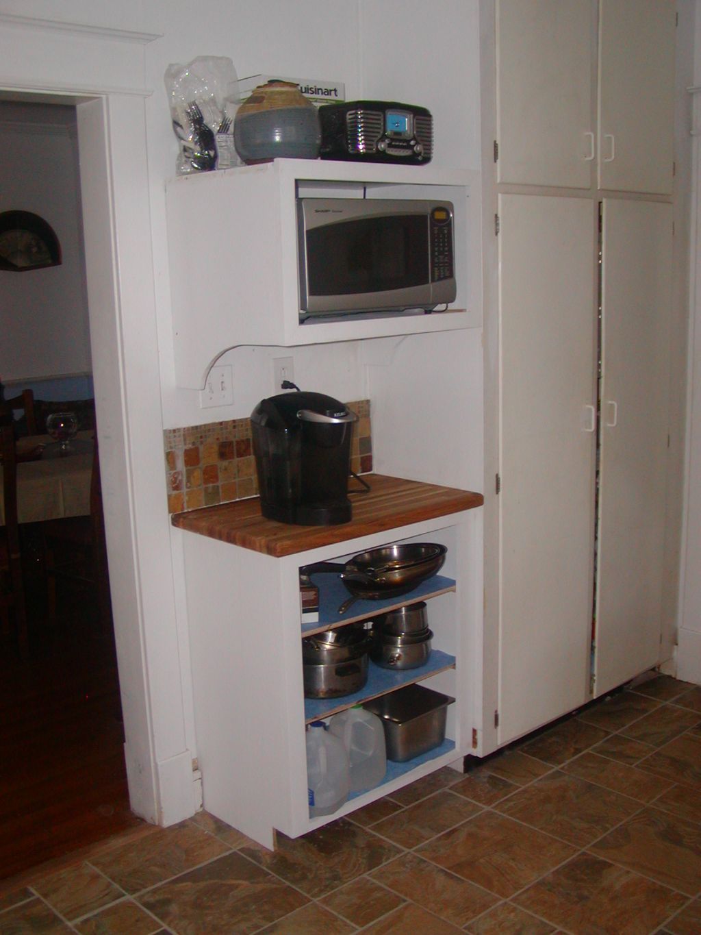 Coffee station and micro cab 
to match original ca