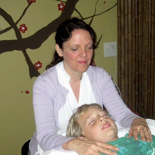 Reiki for children. Stress management and relaxati