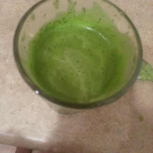 Green smoothies cleanse the body!