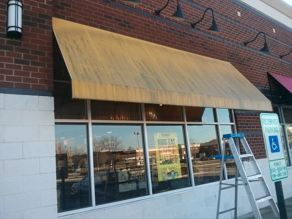 Commercial Awning Cleaning
BEFORE
