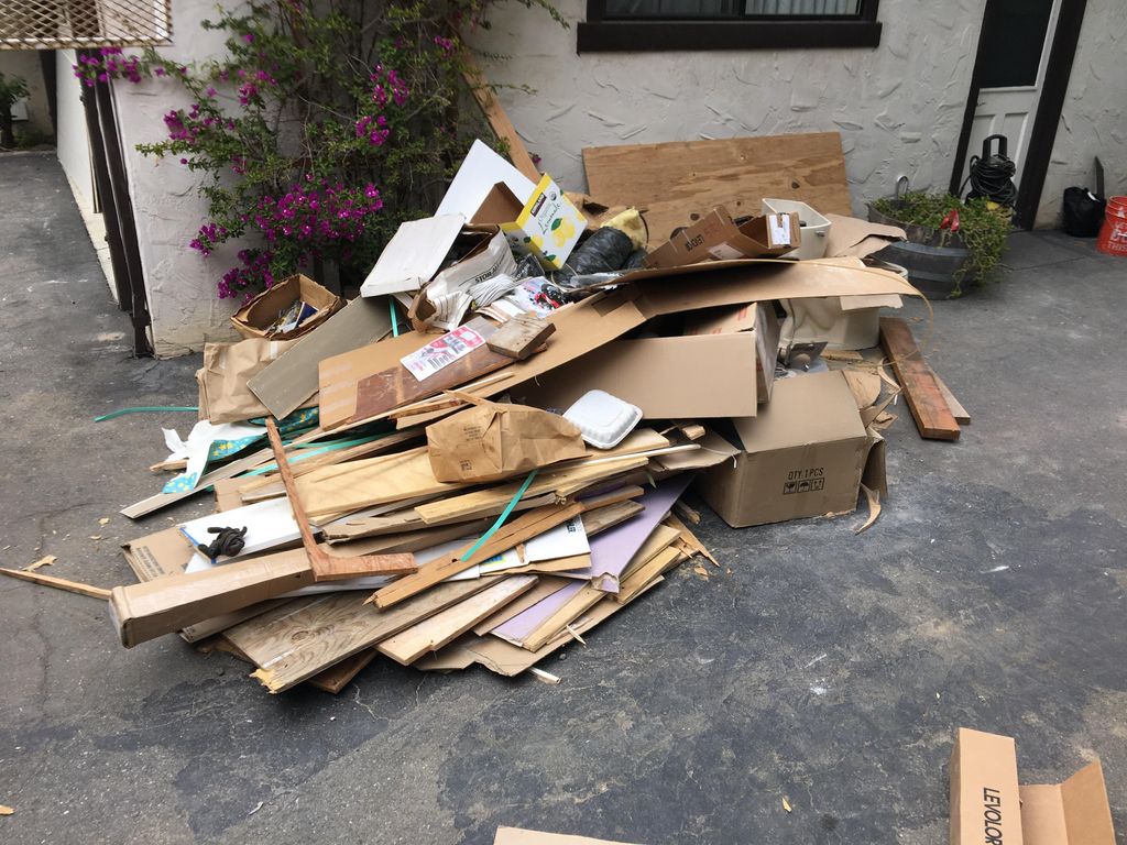 Construction debris removal in Monte Sereno.