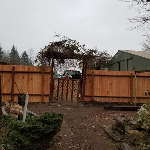 Fencing on both sides of trellis