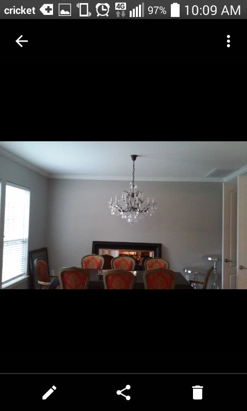 Wall and molding painted