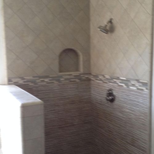 Custom Full Floated Shower with Mosaic and Niche