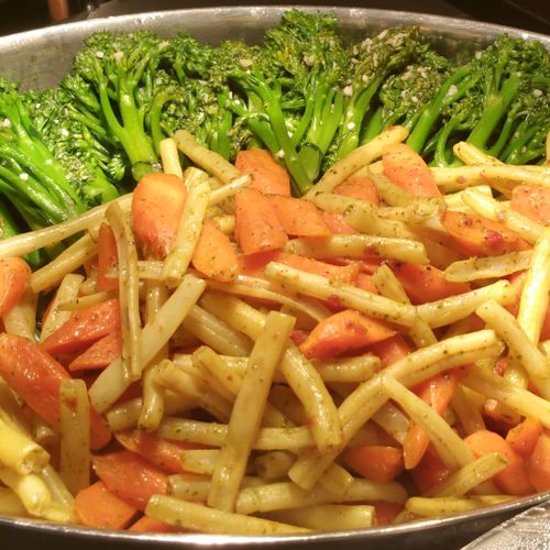 Yellow Waxed Beans with Oblique Carrots and Brocco