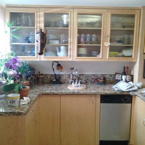 Renovated kitchen. Located in Miami Springs. Can p