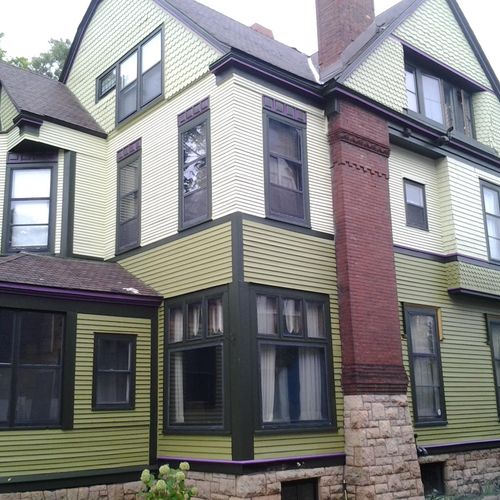 Old Victorian in Minneapolis.
Painting and a new r