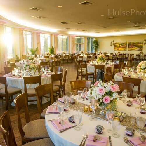 Reception Set up at Falkner Winery with blush acce