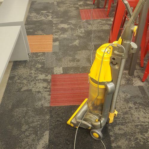 Carpet cleaning
vacuum
