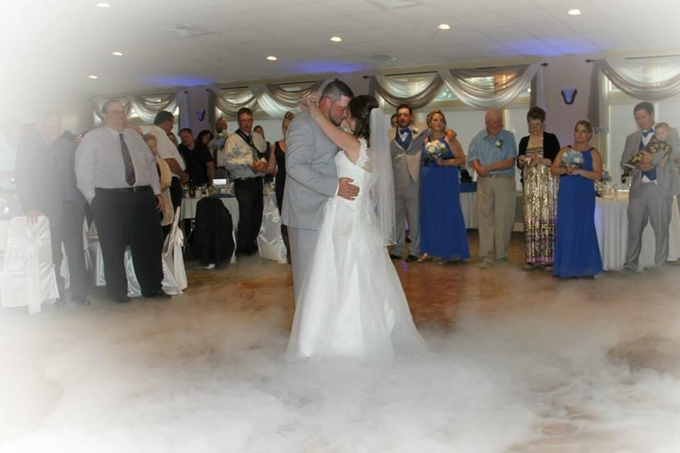 Western Ma award winning wedding DJ