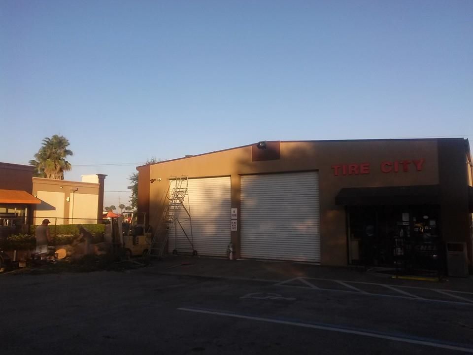 Tire City Tree Job
10/05/2014