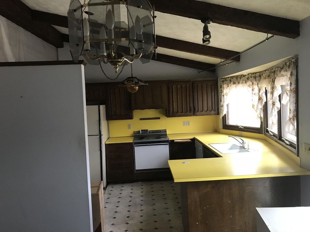 W. Omaha Kitchen - Before