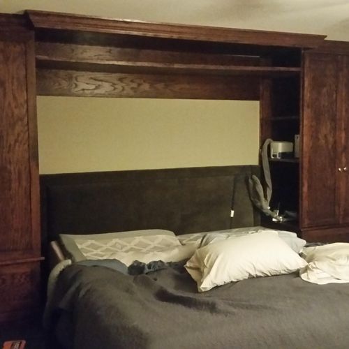 Custom  bedroom cabinet (They don't touch the floo