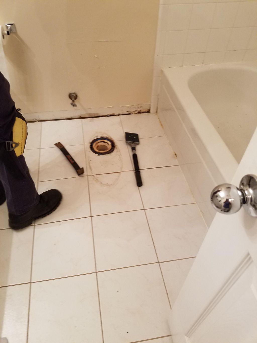 Bathroom remodeling before 