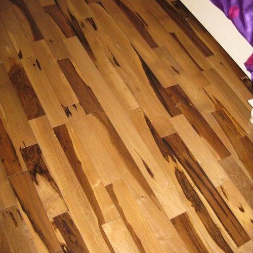 Prefinished Pecan hardwood flooring Install - Nail