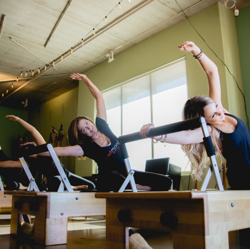 Reformer Class with Monique