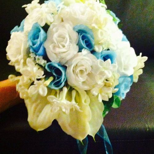 Medium Bridal Bouquet