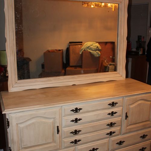 14 drawer dresser with mirror. Refinished in Annie
