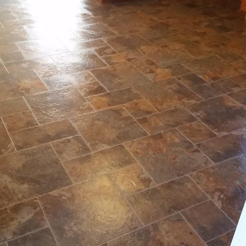 Luxury Vinyl Tile / 3 tile pattern in kitchen
