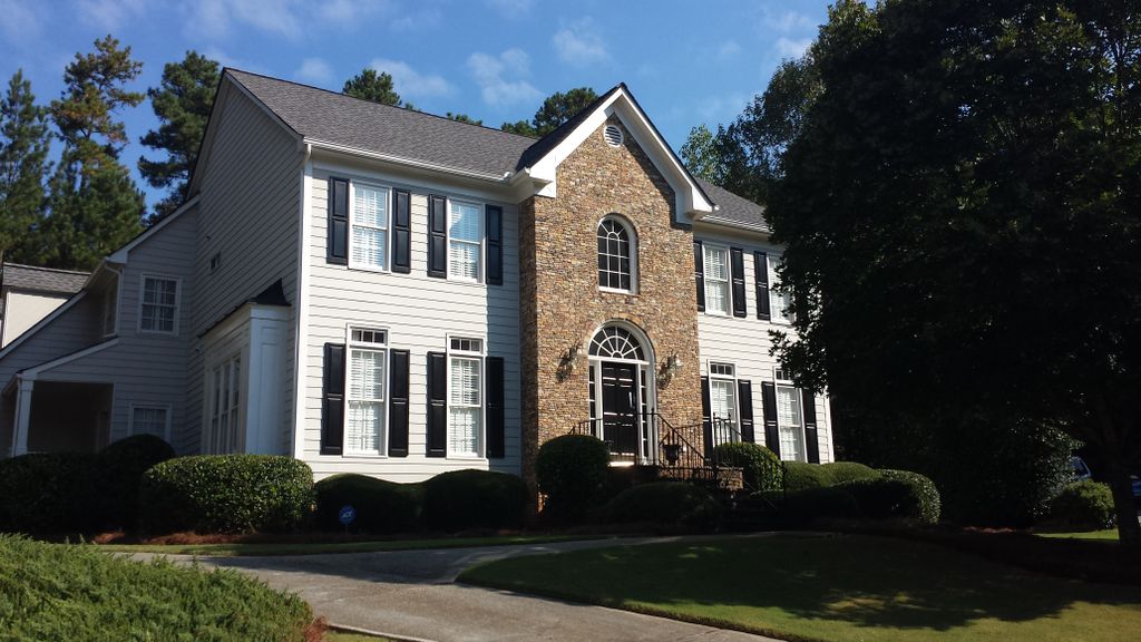 House before painting.