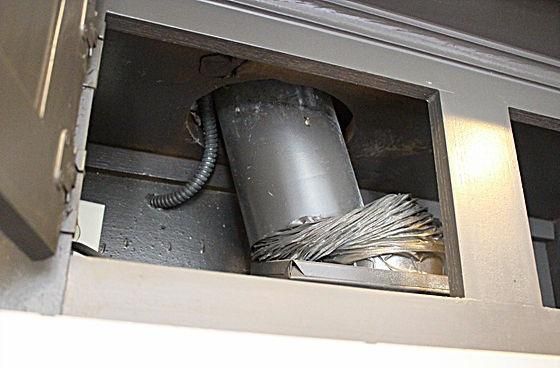 Laundry dryer flex vent used to connect a vent hoo