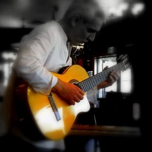 Solo guitarist Marc E perfect for your party or ev