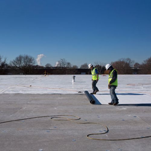 Commercial roofing job
