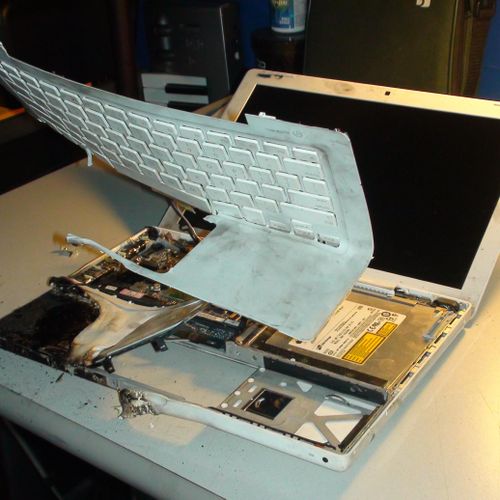 MacBook battery fire teardown #2