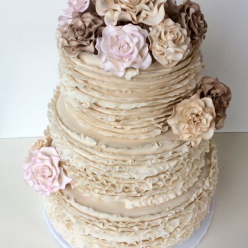 This 3 tier wedding cake showcases the art of hand