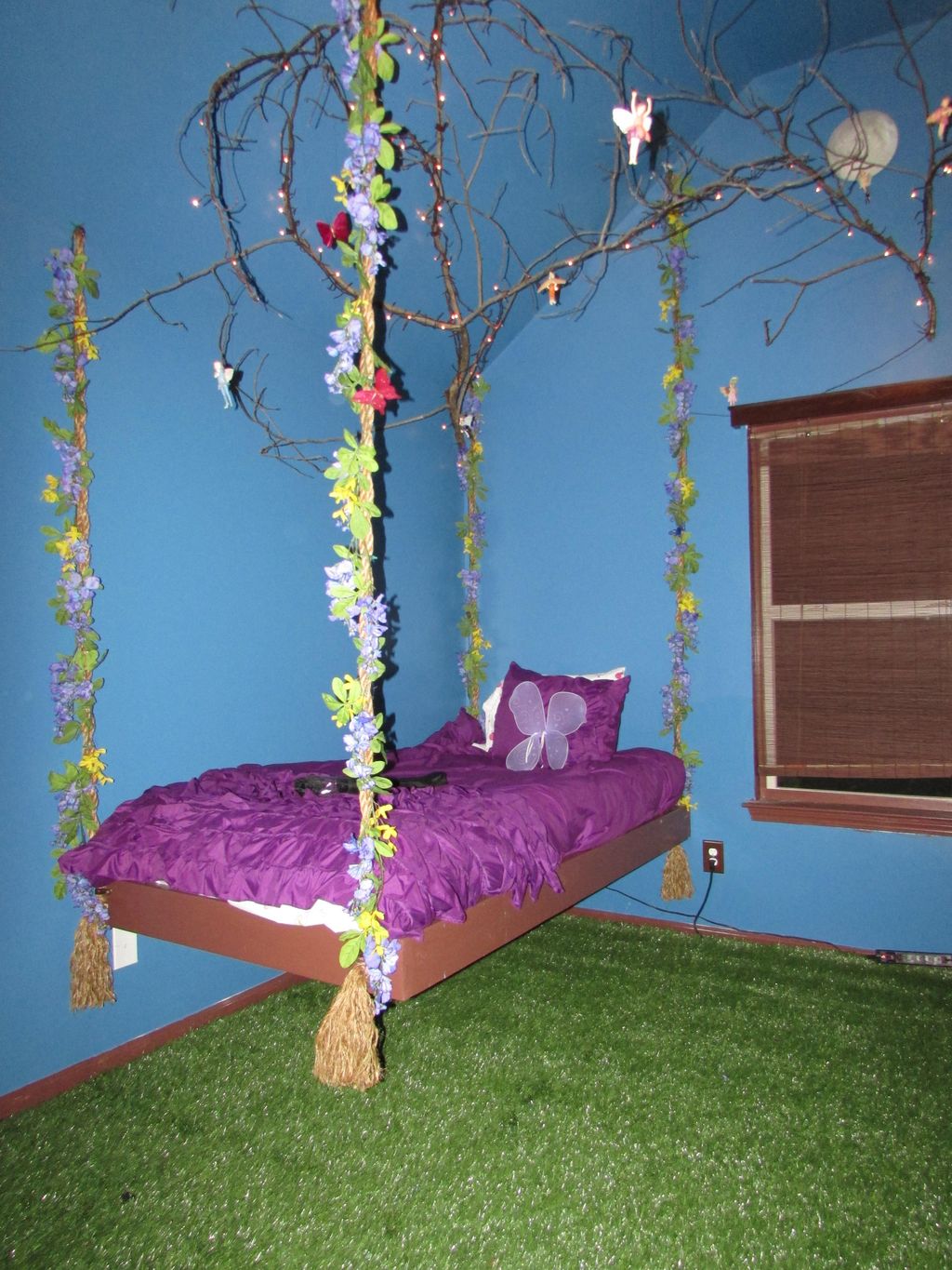 Simulated floating bed.