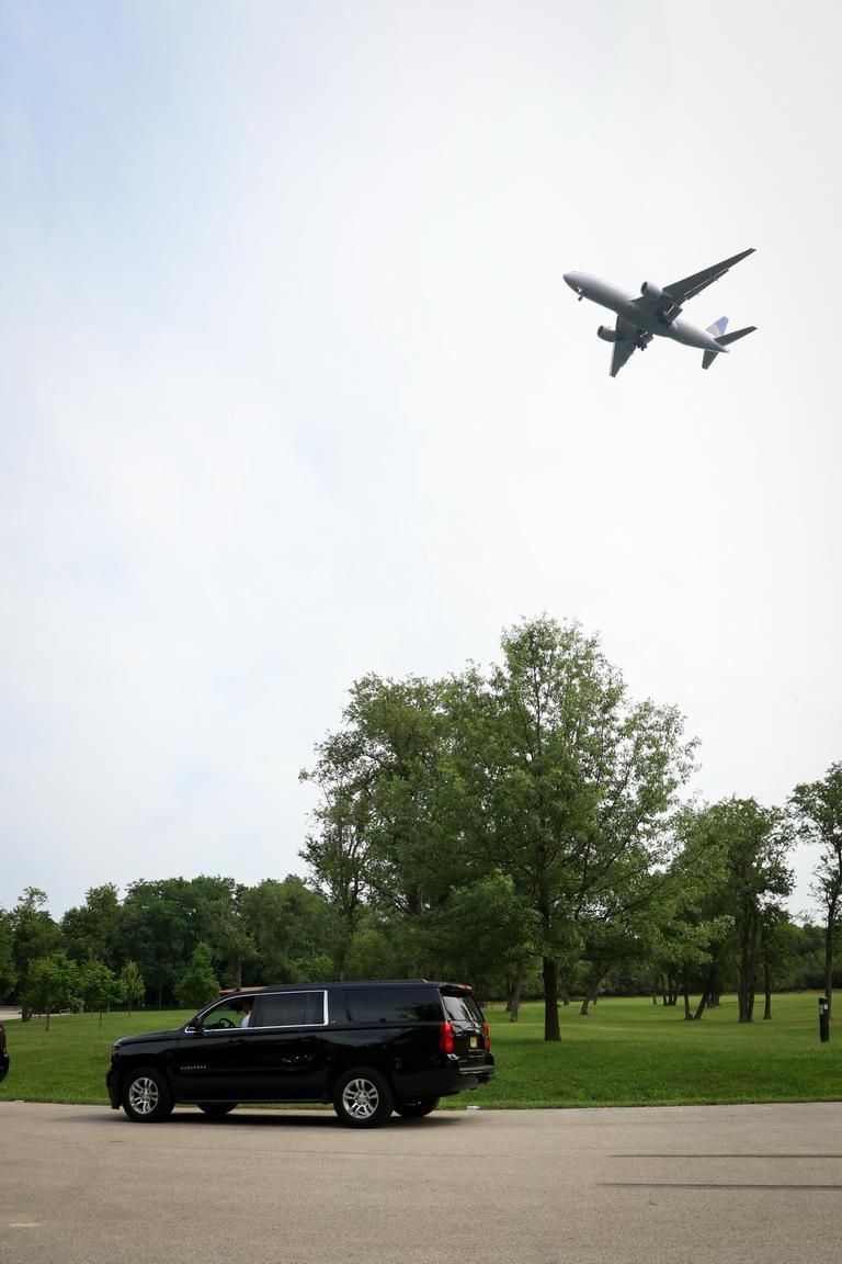 Chicago Signature Limo

