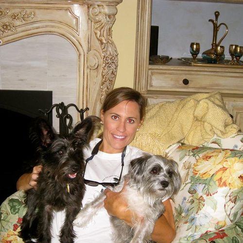 In 2009, Stacey opened her very own petsitting com