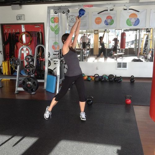 Gillie performing Kettlebell woodchops!