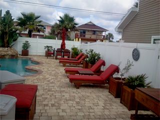 Patios cleaning and maintenance
