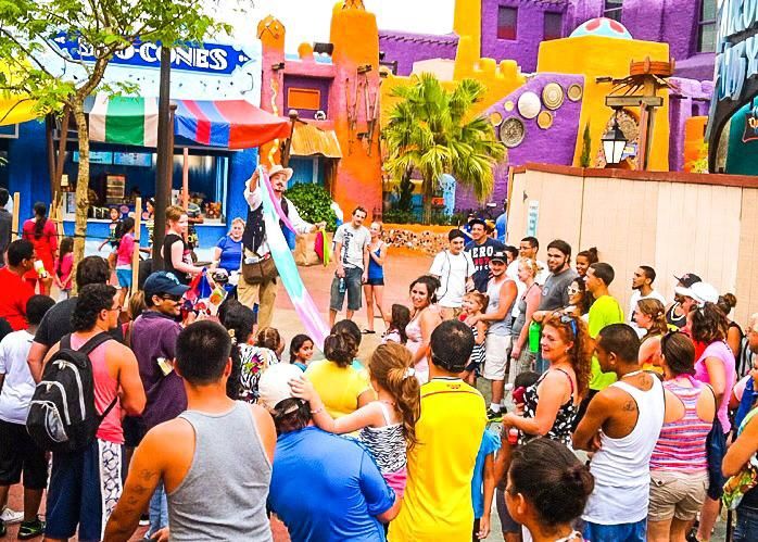 Frank Davis & Company create an atmosphere of magi