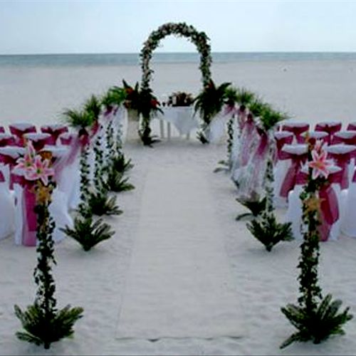 Are you dreaming of a beach wedding?? CL Tours & T