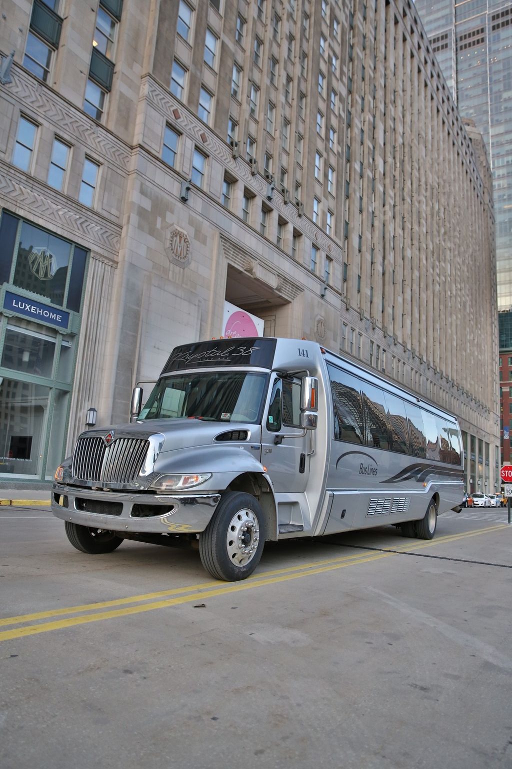 40 pax bus with washroom